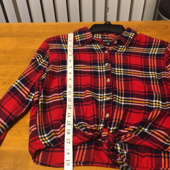 Style Envy Red Plaid Flannel Crop Top Medium M - Picture 6 of 7